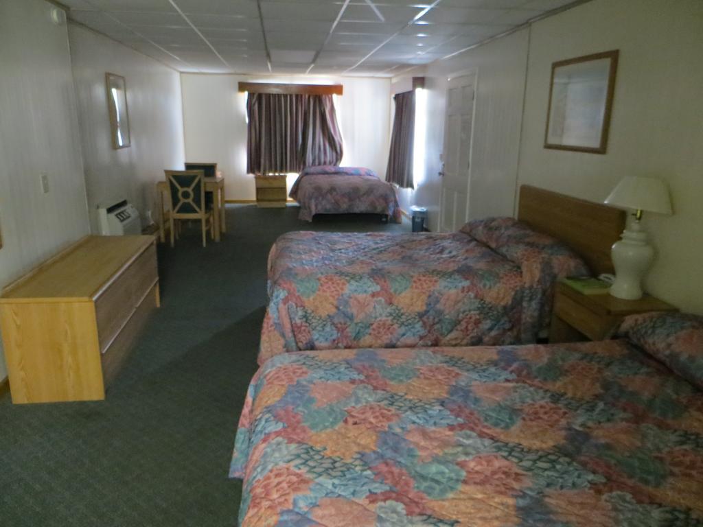 Pine Crest Motor Lodge Holly Springs Zimmer foto